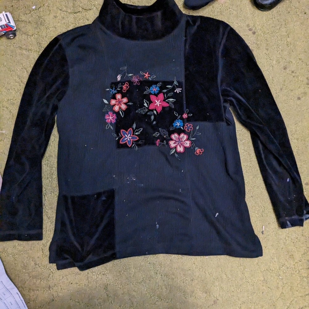 Lightweight Women's  Floral Pullover/Sweater by Erika